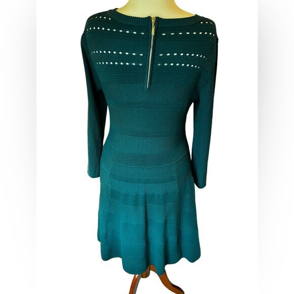 Eliza J Forest Green Fit & Flare Scoop Neck Sweater Dress - Size 12 - Picture 2 of 3